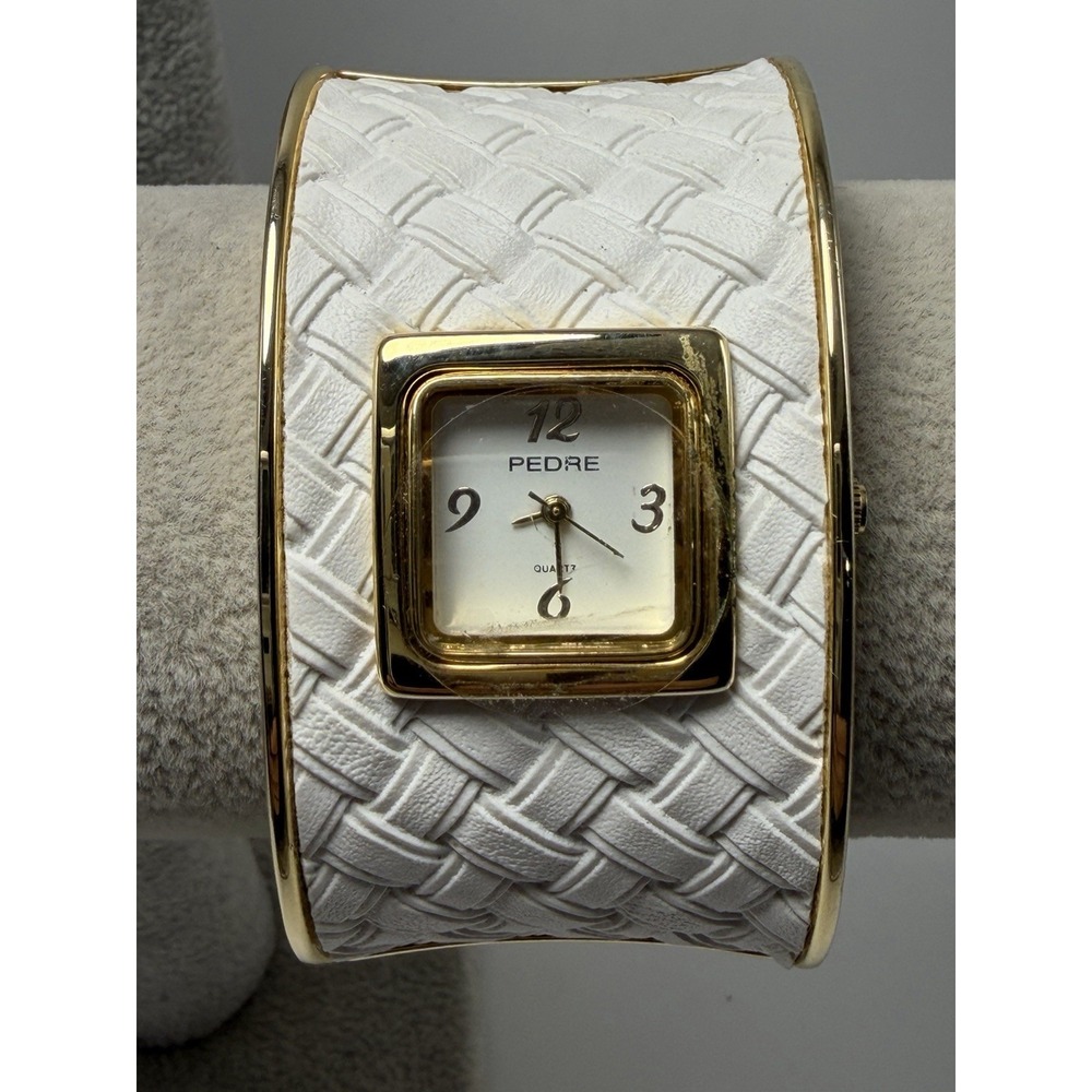 Pedre Chunky Ladies Cuff Watch New Battery 36MM 7"